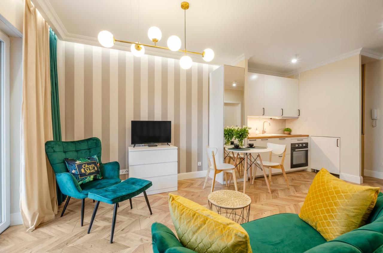 Sky Home- Green Apartament -Manufaktura, Bezplatny Parking, Klimatyzacja, Dostep Na Kod Łódź Exterior foto
